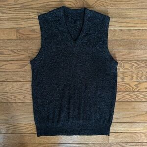 Men's V-Neck Dark Gray Sweater Vest